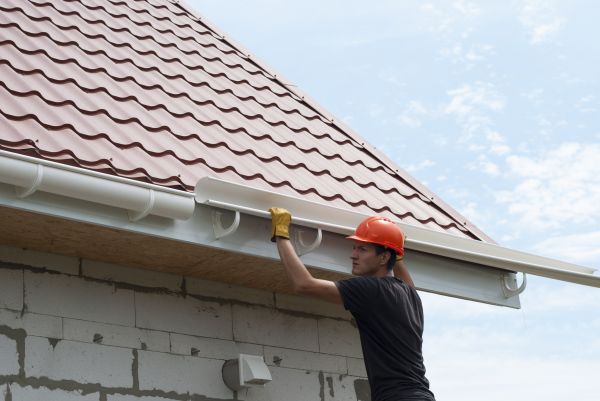 Rain Gutter Repair in Elmhurst
