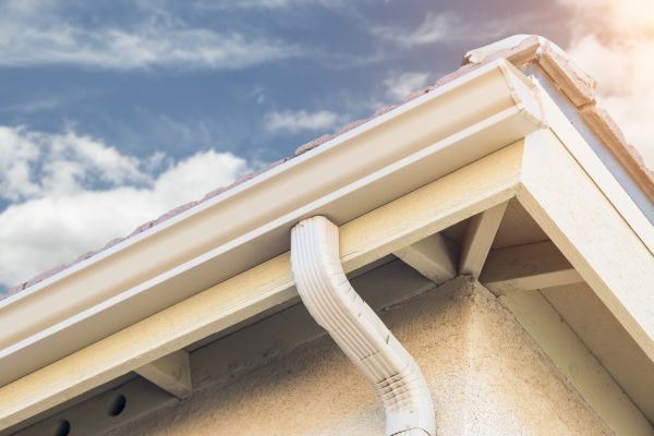 Seamless Gutter Replacement in Elmhurst